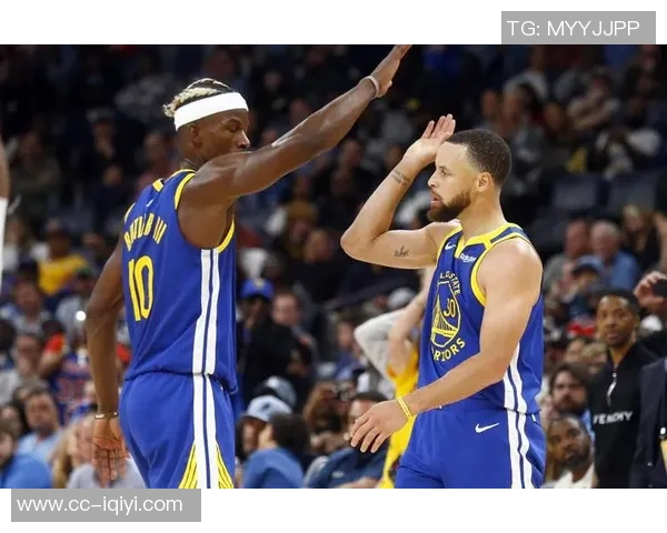 科尔透露库里巴特勒追梦季前赛首战预计出场15分钟明天将进行对抗训练 科尔透露库里巴特勒追梦季前赛首战预计出场15分钟明天将进行对抗训练