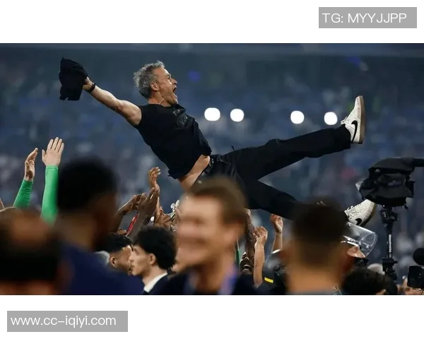 恩里克谈球队失利与杜埃复出表达教练心声与期待