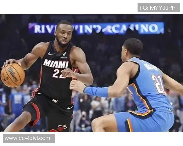 哈克斯表现出色14投7中贡献17分4篮板3助攻1盖帽助球队取得胜利 哈克斯表现出色14投7中贡献17分4篮板3助攻1盖帽助球队取得胜利