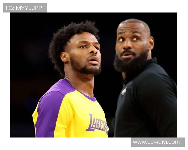 詹姆斯在贝弗利山庄建豪宅外界猜测第二座或为布朗尼未来准备